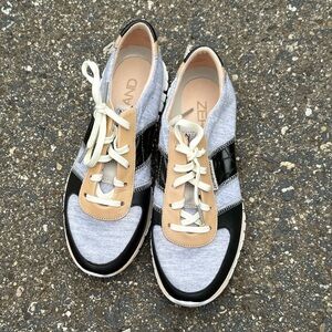 NEW Cole Haan Gray and Black Sneakers Retro-Inspired Casual